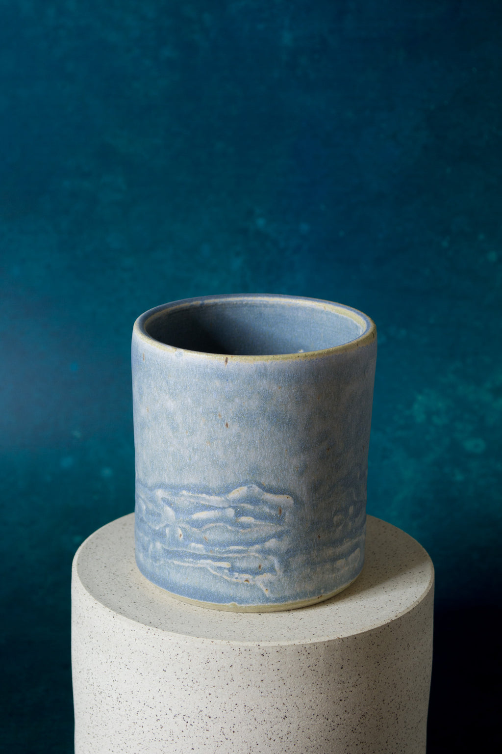 Lake Shimmer Cup in Blue Mist