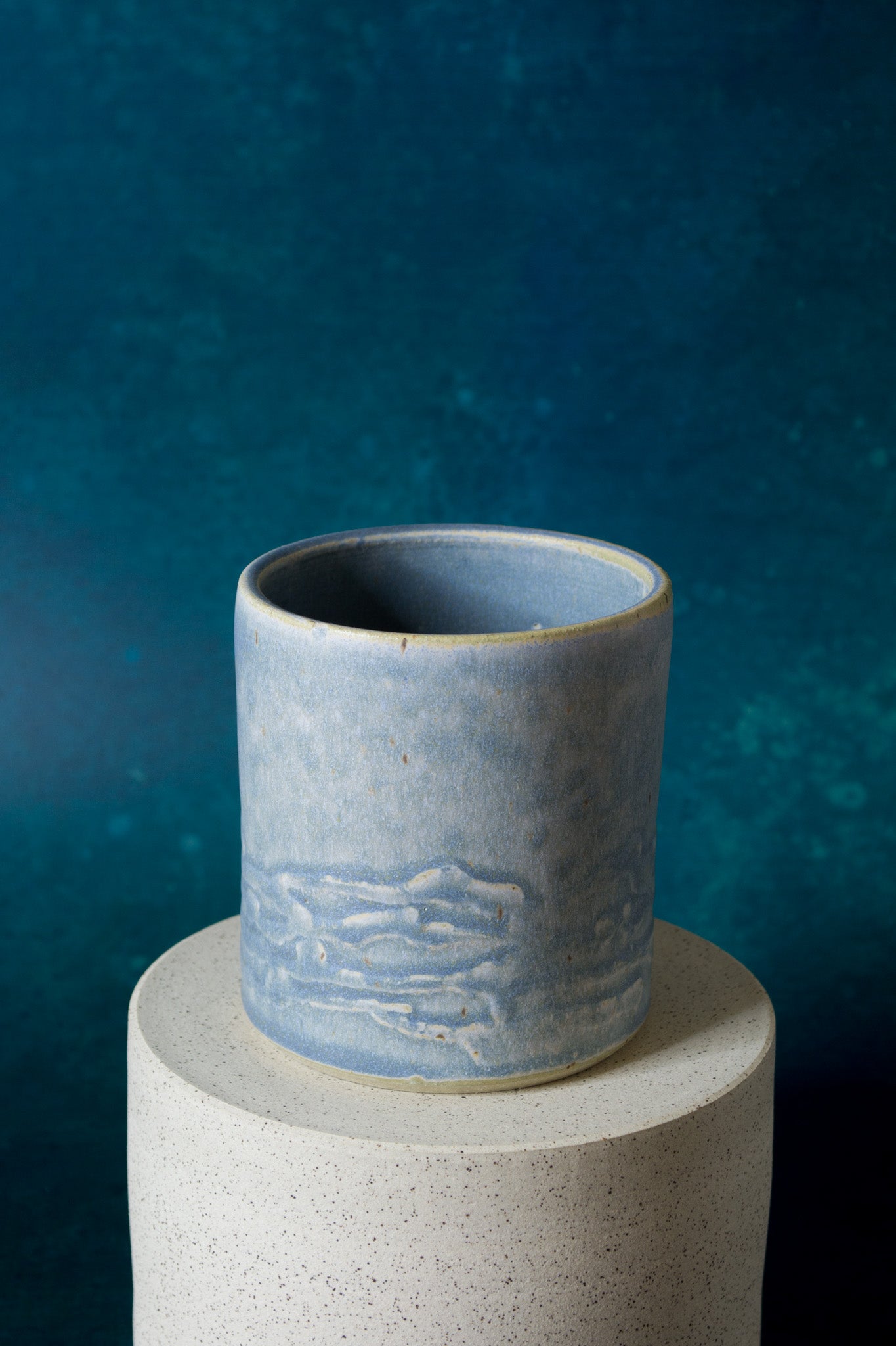 Lake Shimmer Cup in Blue Mist