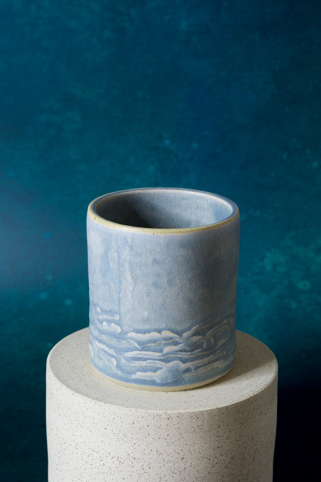 Lake Shimmer Cup in Blue Mist